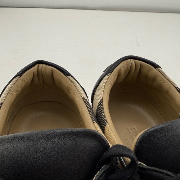 Burberry Tan and Black Sneakers with Diagonal Stripe Authentic - Picture 6 of 9